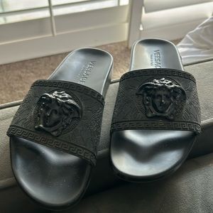 Versace slides